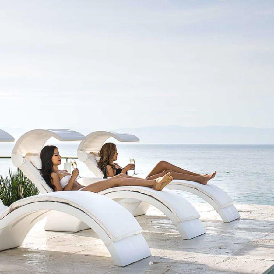 Ledge Lounger Signature Chaise Lounger (Deep Water: 10-15”) - elitewellnesshq pool and Spa Accessories FUR-LLSGCDGGG