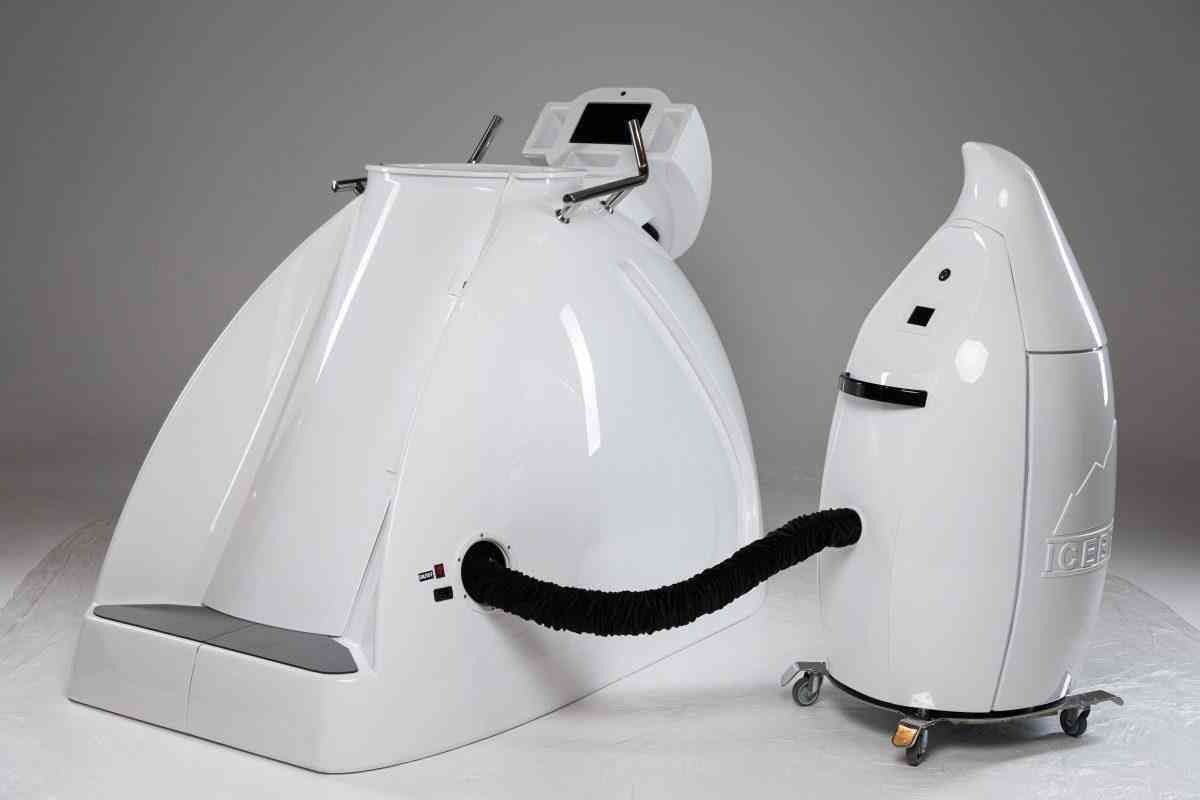 The VacuStar Treadmill is a pioneering zero-gravity vacuum treadmill designed for advanced weight loss, cellulite reduction, muscle recovery, and rehabilitation. By combining negative vacuum resistance, infrared heat therapy, and optional cryotherapy, this innovative treadmill delivers a high-performance, low-impact workout experience. Ideal for wellness centers, fitness studios, medical facilities, and discerning home gyms, VacuStar redefines cardio equipment by integrating fitness, therapy, and recovery i