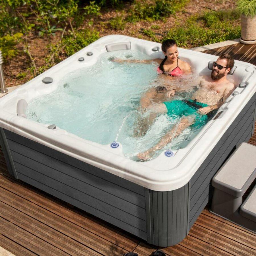 4 Seats + Full Lounger • Compact & Versatile • Plug & Play Hot Tub - elitewellnesshq Hot Tubs 