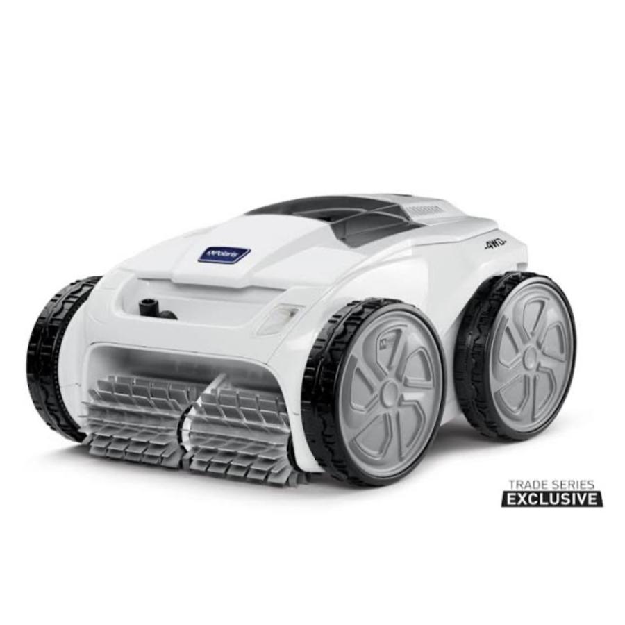 Polaris VRX iQ pool vacuum with App