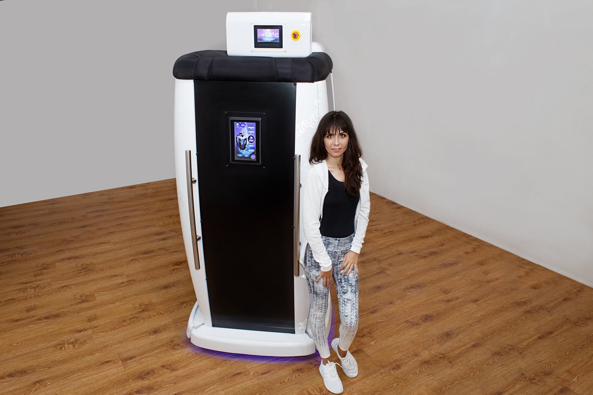 Cryostar Antarctica Open-head Cryotherapy Chamber