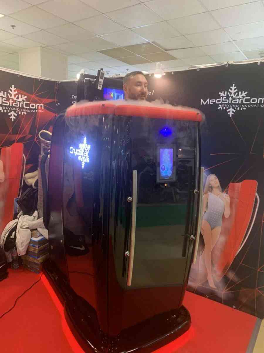 Cryostar Antarctica Open-head Cryotherapy Chamber